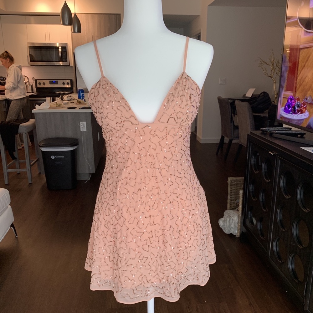 MAJORELLE dress never worn size small